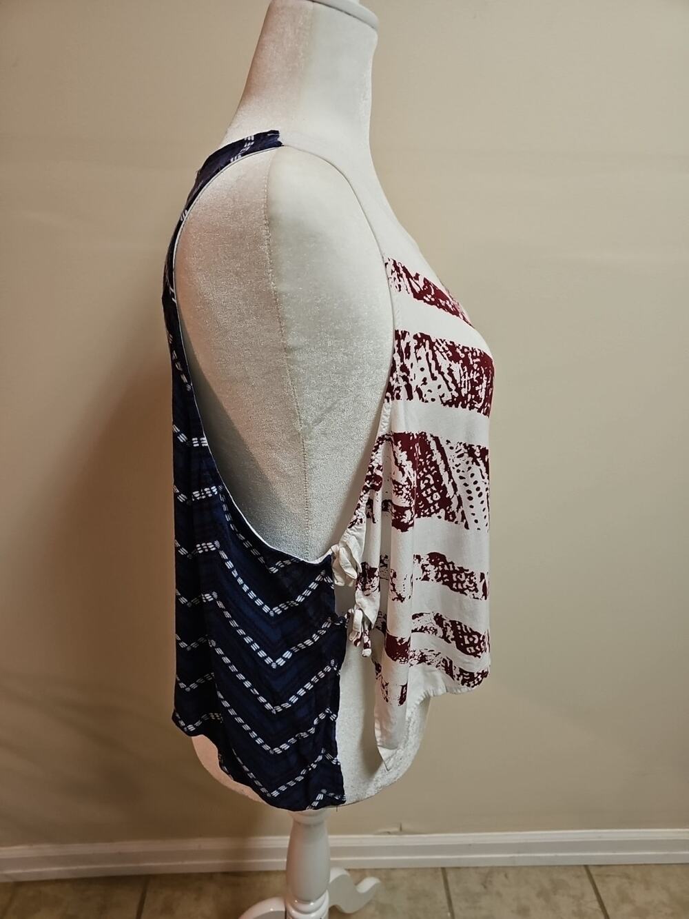 Vintage Havana Red, White,‎ Blue Tank With Side Ties Oversized Size S
